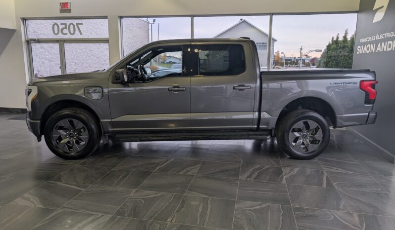 Ford F150 Lightning Lariat 2022 Gris complet