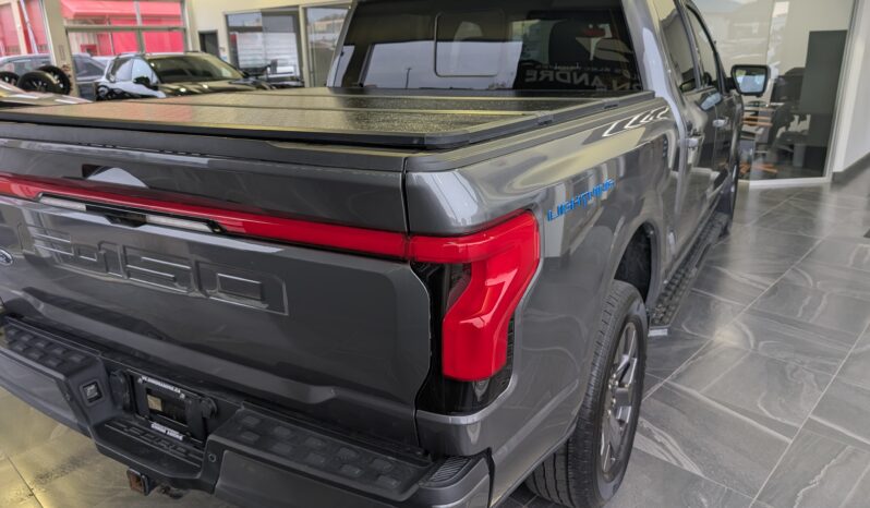 Ford F150 Lightning Lariat 2022 Gris complet
