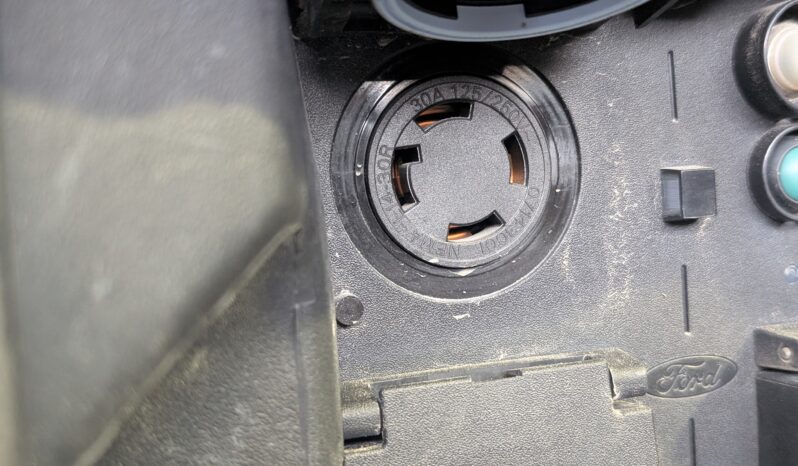 Ford F150 Lightning Lariat 2022 Gris complet