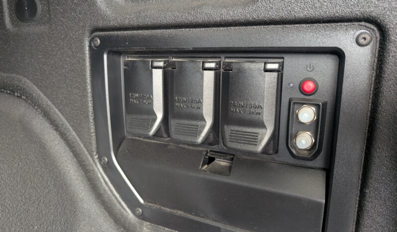 Chevrolet Silverado EV 3WT 2024 Blanc complet