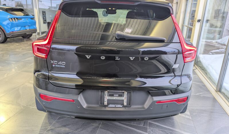 Volvo XC40 Recharge Plus TI 2022 Noir complet
