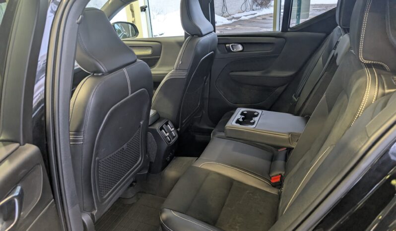 Volvo XC40 Recharge Plus TI 2022 Noir complet