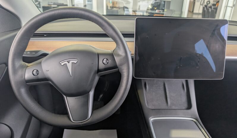 Tesla Model Y Long Range 2021 Noir complet