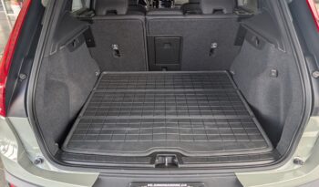Volvo Recharge XC40 Plus Twin TI 2023 Vert complet