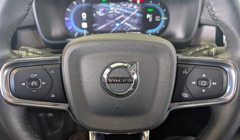Volvo Recharge XC40 Plus Twin TI 2023 Vert complet