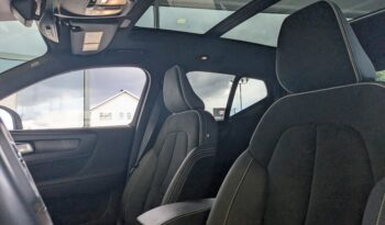 Volvo Recharge XC40 Plus Twin TI 2023 Vert complet