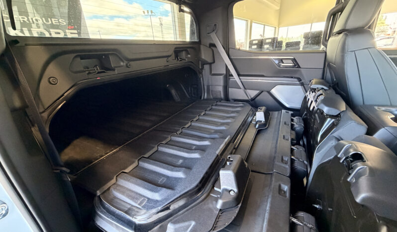 GMC Sierra EV Denali 2025 Blanc complet