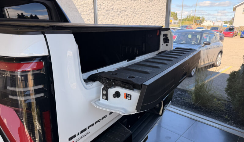 GMC Sierra EV Denali 2025 Blanc complet