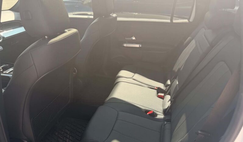Mercedes-Benz EQB 300 Blanc 2024 complet