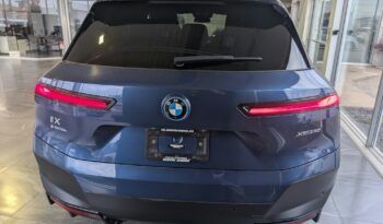 BMW IX xDrive50 2022 Bleu complet