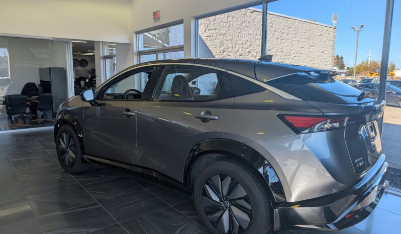 Nissan Ariya Evolve + 2024 Gris complet